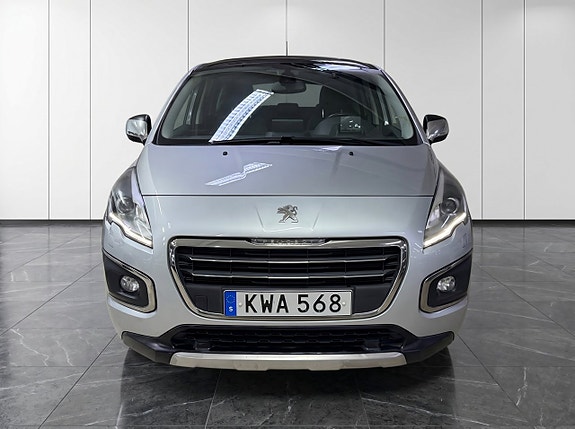 Peugeot 3008 2 of 5