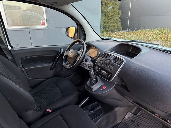 Renault Kangoo Express 18 of 23