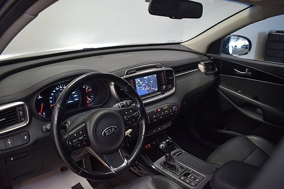 Kia Sorento 7 of 24