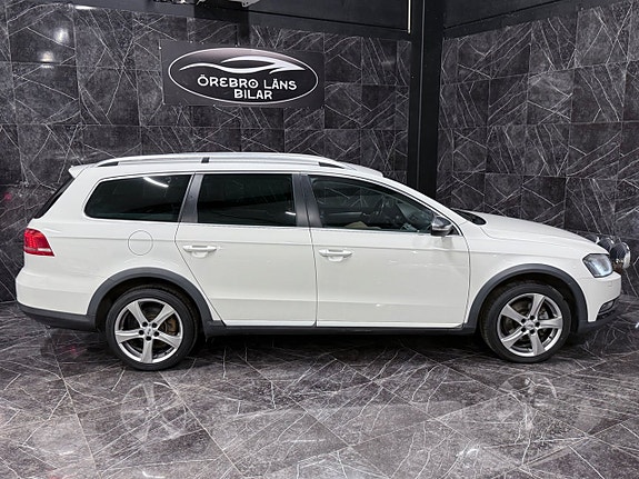 Volkswagen Passat Alltrack 11 of 20