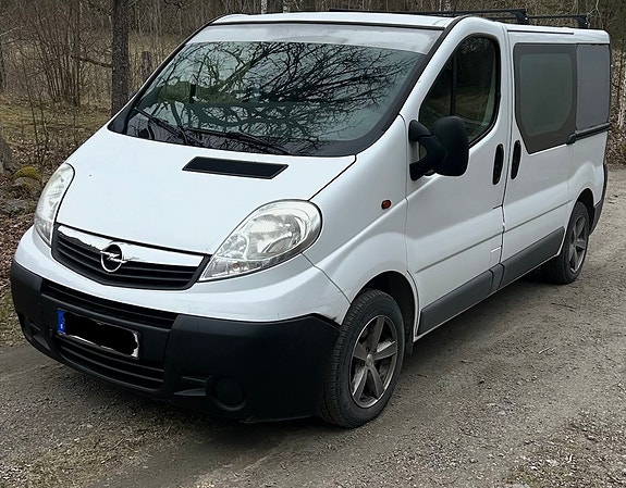 Opel Vivaro 2 of 5