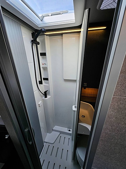 Hymer ML-T 570 Xperience 13 of 18