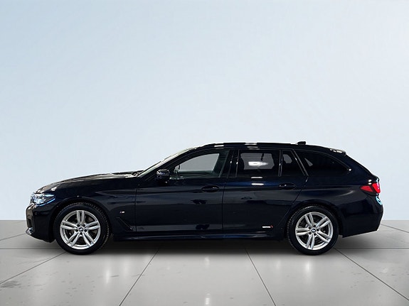 BMW 520d 3 of 5