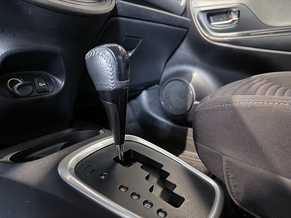 Toyota Yaris 20 of 29