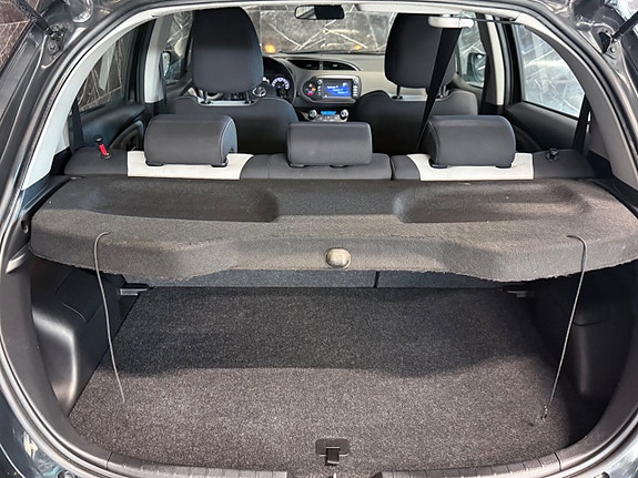 Toyota Yaris 22 of 29