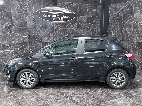 Toyota Yaris 10 of 29