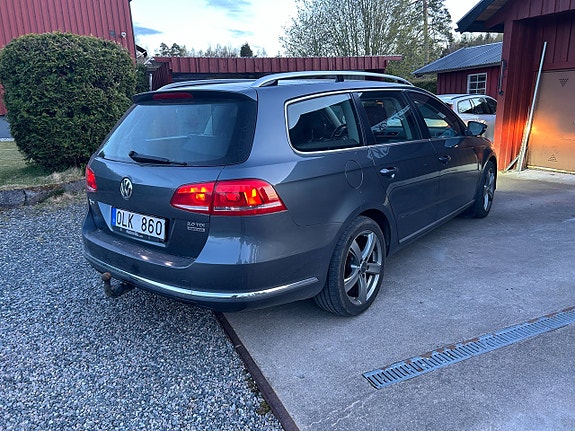 Volkswagen Passat 3 of 5
