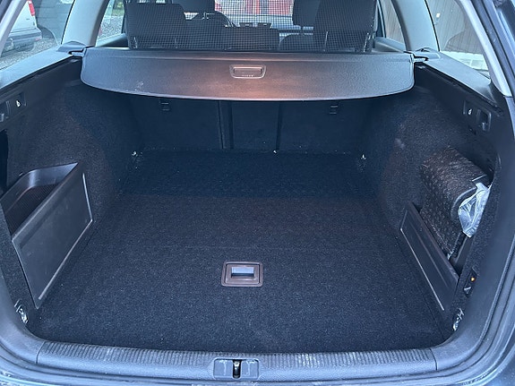 Volkswagen Passat 7 of 13