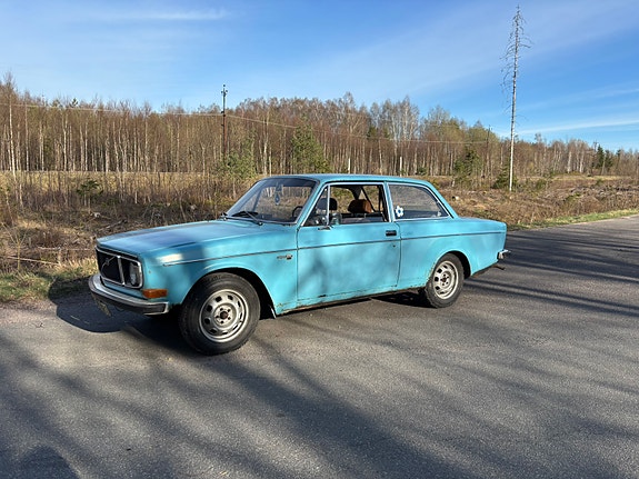 Volvo 142 2 of 5
