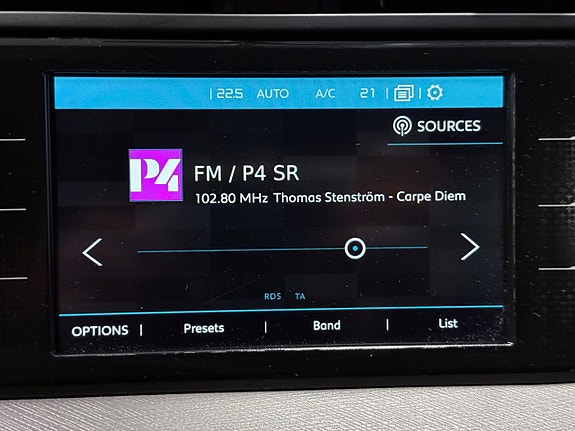 Citroen Grand C4 Picasso 24 of 27