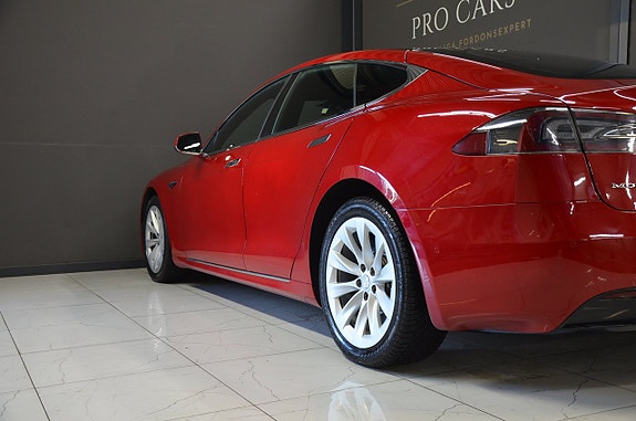 Tesla Model S 6 of 20