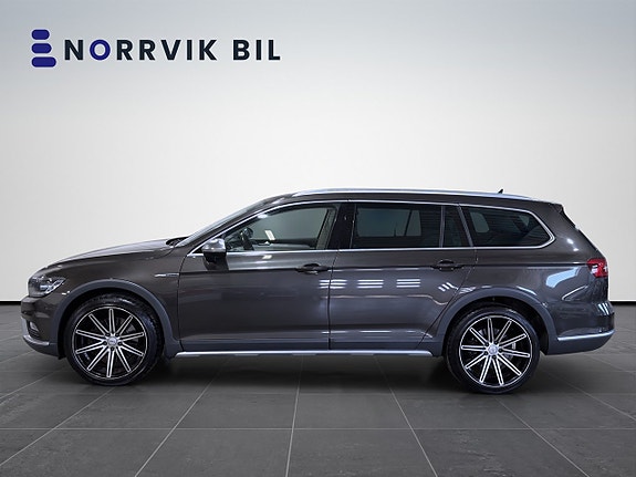 Volkswagen Passat Alltrack 7 of 28