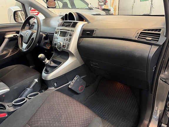 Toyota Verso 16 of 20