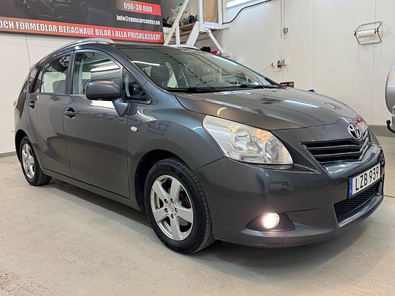 Toyota Verso 3 of 5