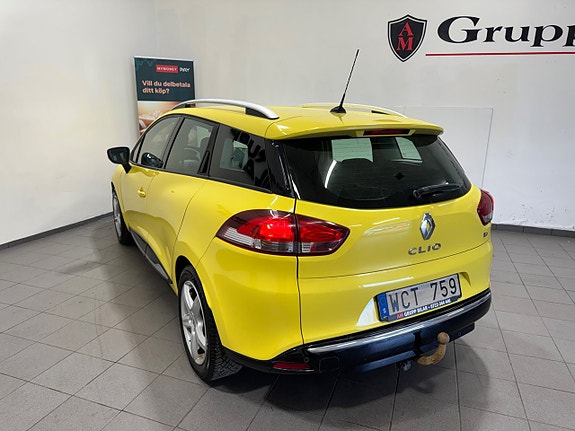 Renault Clio 10 of 17