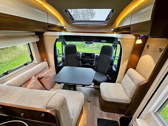 Hymer B-MC T 600 WhiteLine 13 of 18