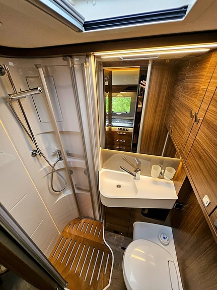 Hymer B-MC T 600 WhiteLine 9 of 18