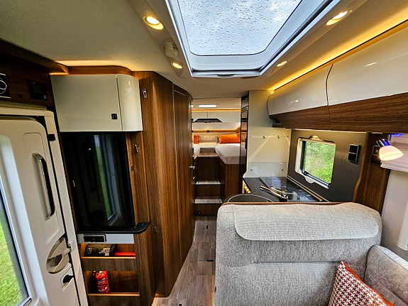 Hymer B-MC T 600 WhiteLine 4 of 18
