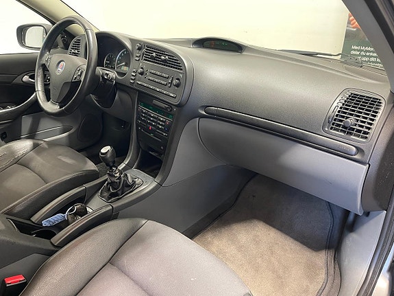 Saab 9-3 13 of 16