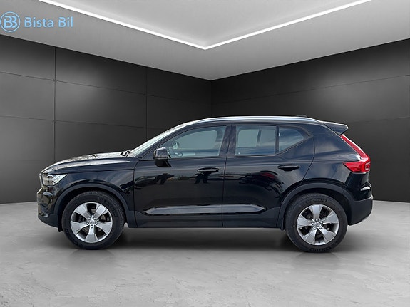 Volvo XC40 5 of 5