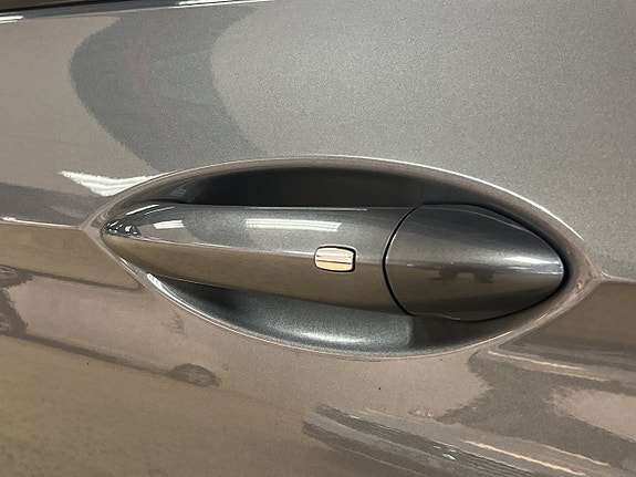 Opel Insignia 27 of 29