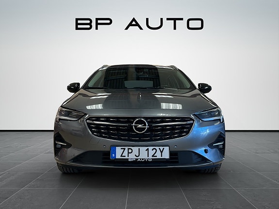 Opel Insignia 4 of 5