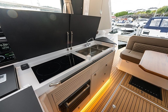 Aquador 400 HT x2 VP D4 | Provkör Idag 9 of 23