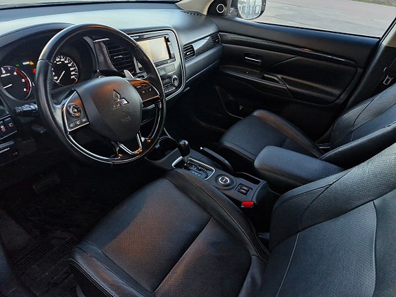 Mitsubishi Outlander 6 of 17