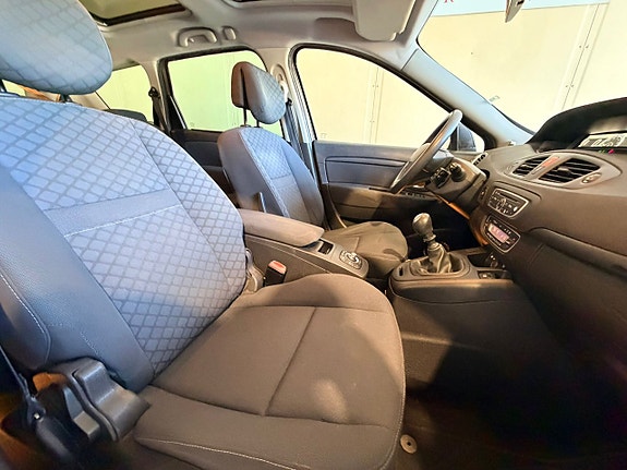 Renault Grand Scenic III 7 of 19