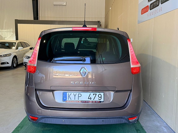 Renault Grand Scenic III 19 of 19