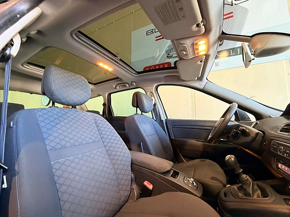Renault Grand Scenic III 8 of 19