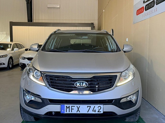 Kia Sportage 2 of 5