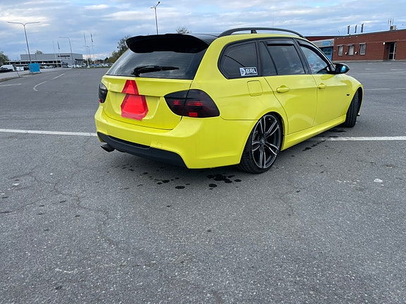 BMW 325i 5 of 9