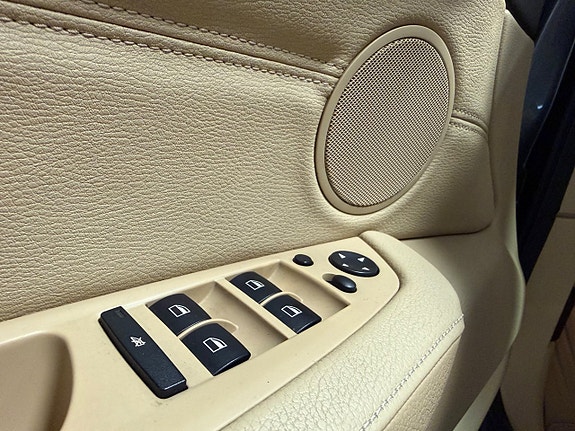 BMW X5 11 of 27