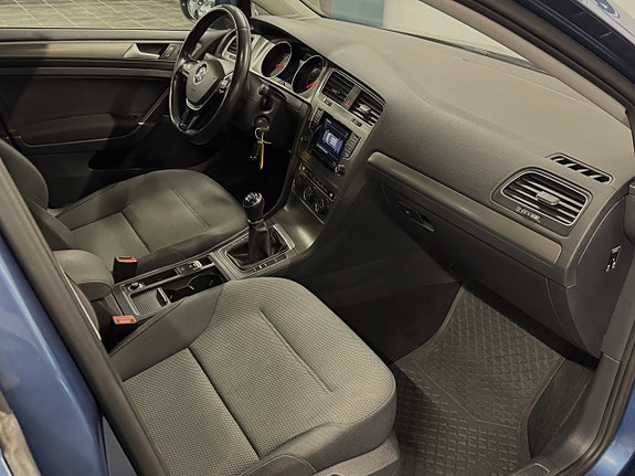 Volkswagen Golf I 14 of 17