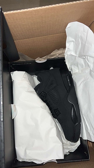 Jordan 4 retro black cat