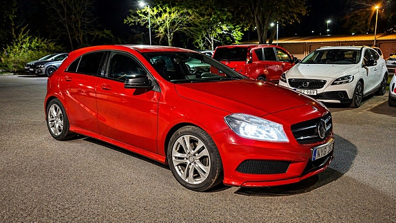 Mercedes-Benz A180 3 of 5