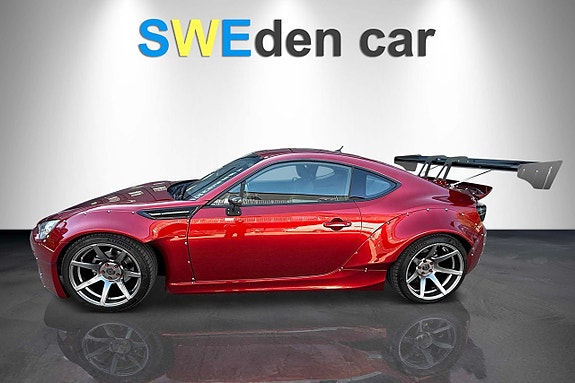 Subaru BRZ 2 of 5