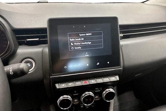 Renault Clio 9 of 12