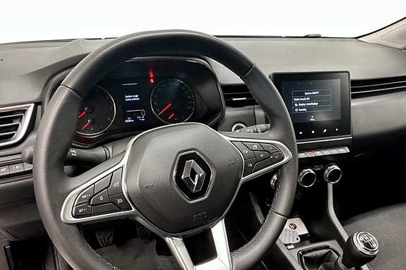 Renault Clio 10 of 12