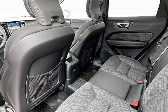 Volvo XC60 8 of 9