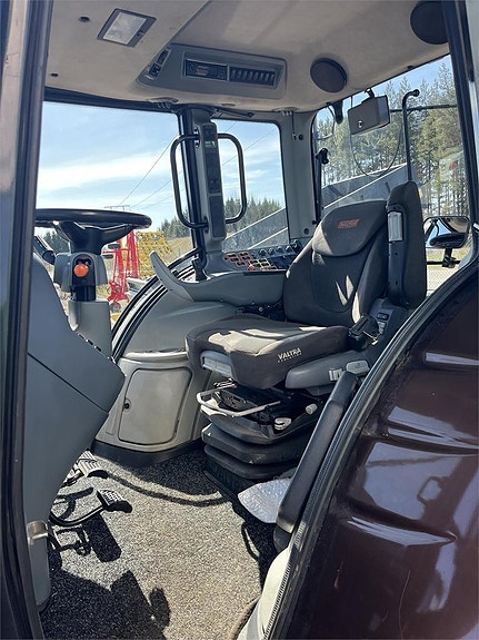 Valtra T202 Direct 60th Anniversary 6 of 9