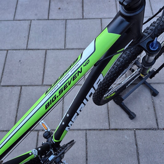 Product image 2 of 7