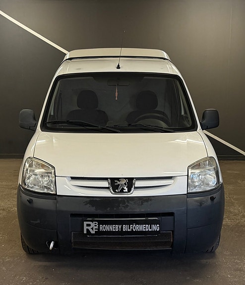 Peugeot Partner 2 of 10