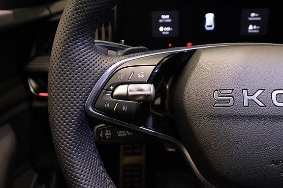 Skoda Superb 15 of 27