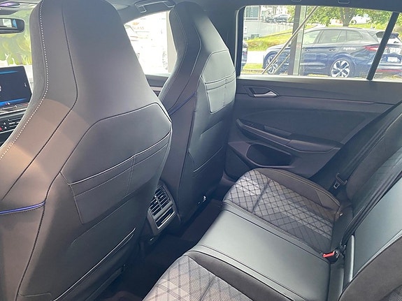 Volkswagen Golf I 4 of 5