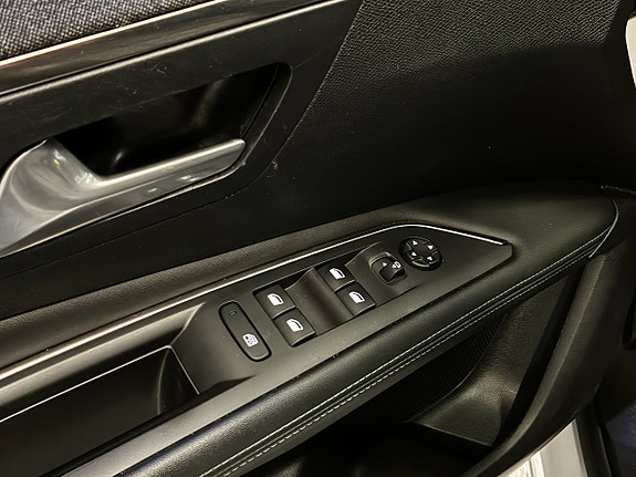 Peugeot 3008 19 of 24
