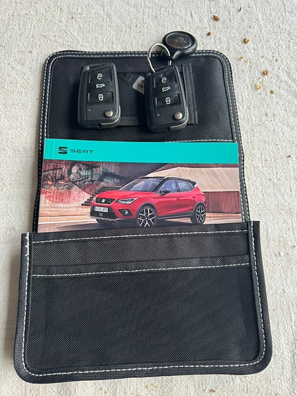 Seat Arona 11 of 11