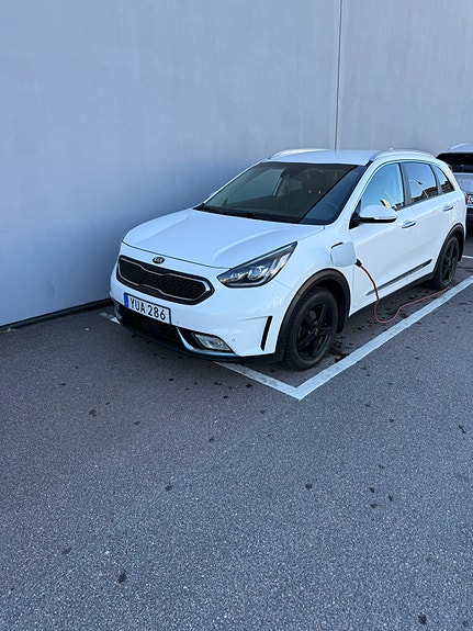 Kia Niro 2 of 5