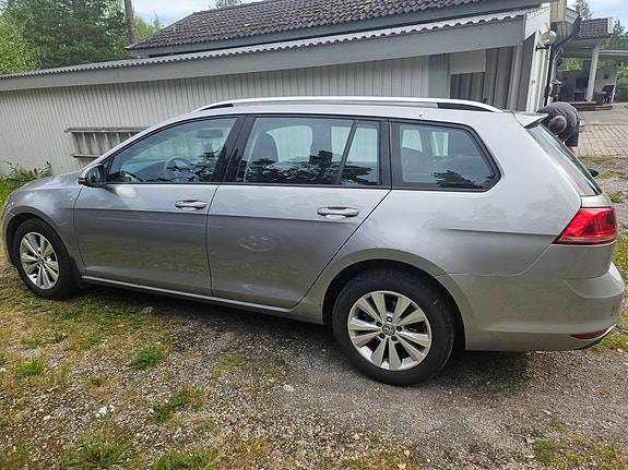 Volkswagen Golf VII 16 of 17